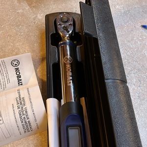 Lob alt torque wrench